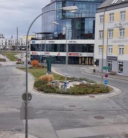 Nina Apartment Βίνερ Νόιστατ Εξωτερικό φωτογραφία
