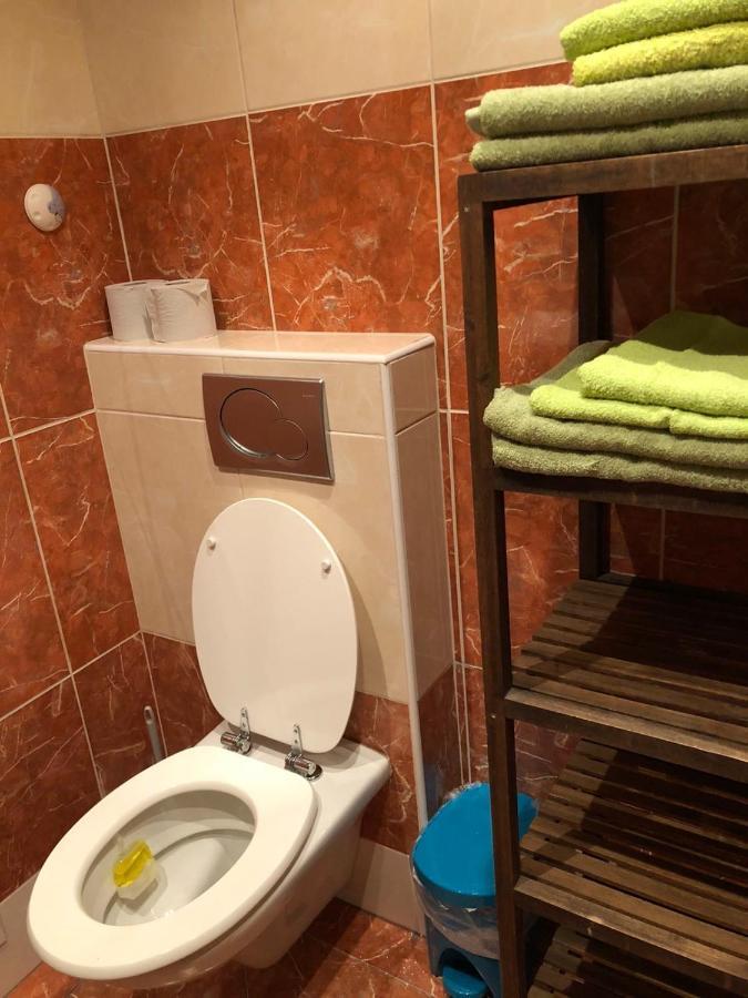 Nina Apartment Βίνερ Νόιστατ Εξωτερικό φωτογραφία