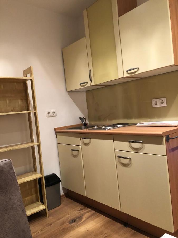 Nina Apartment Βίνερ Νόιστατ Εξωτερικό φωτογραφία