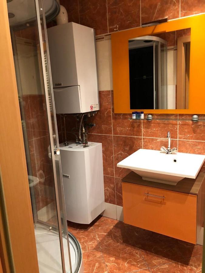 Nina Apartment Βίνερ Νόιστατ Εξωτερικό φωτογραφία